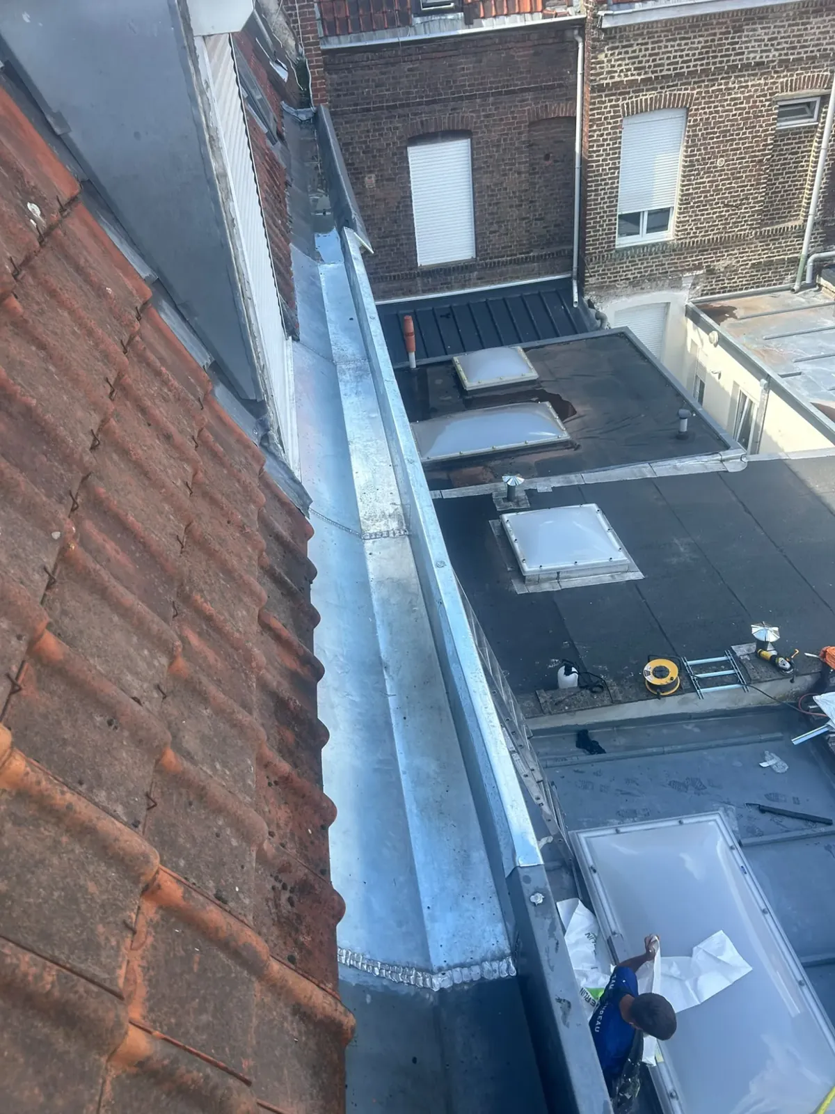 Chéneau en zinc neuf soudé